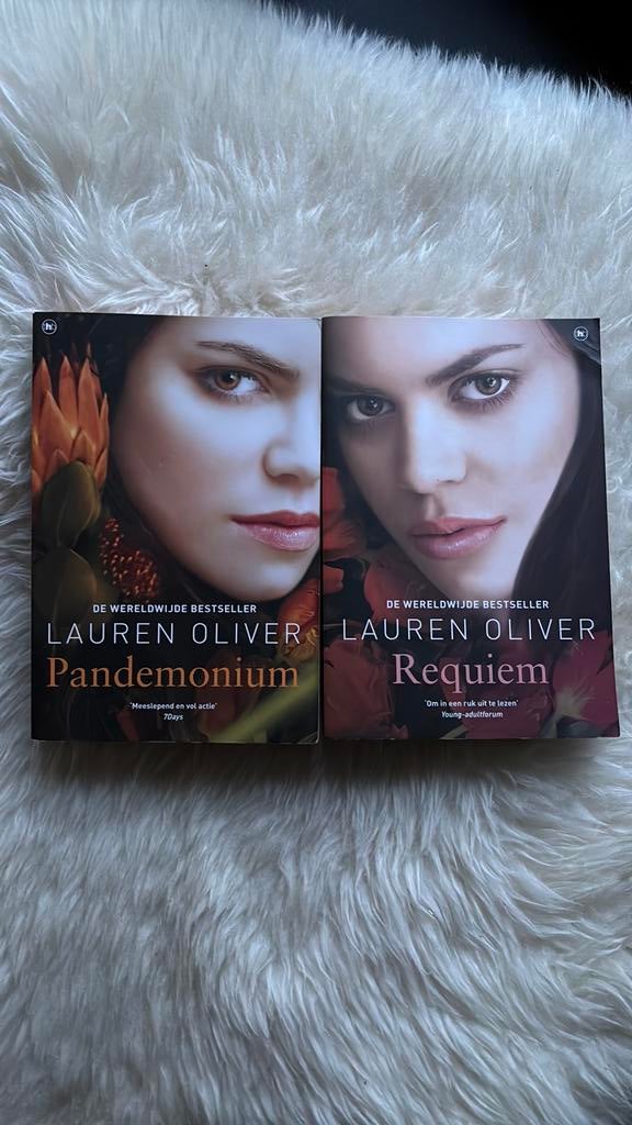 Lauren Oliver - Pandemonium & Requiem, Ophalen of Verzenden, Zo goed als nieuw, Lauren Oliver