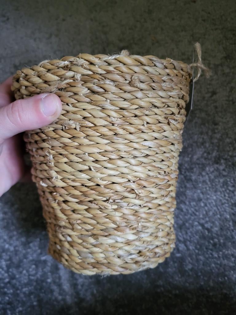 Rieten plantenmandje met plastic binnenkant, Overige materialen, Rond, Binnen, Ophalen of Verzenden