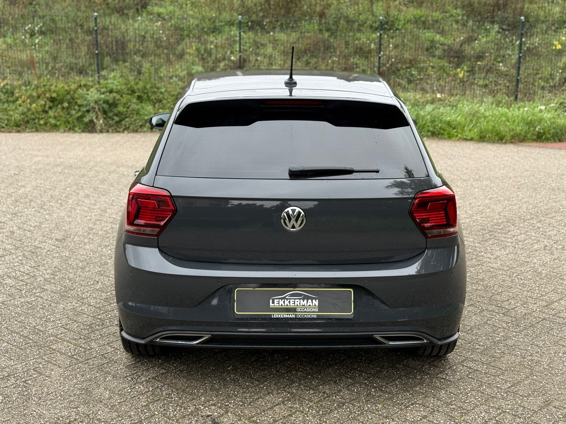 Volkswagen Polo 1.5 TSI R-LINE I CAMERA I PSC I DSG I CLIMA, Auto's, 4 cilinders, 150 pk, Origineel Nederlands, Bedrijf