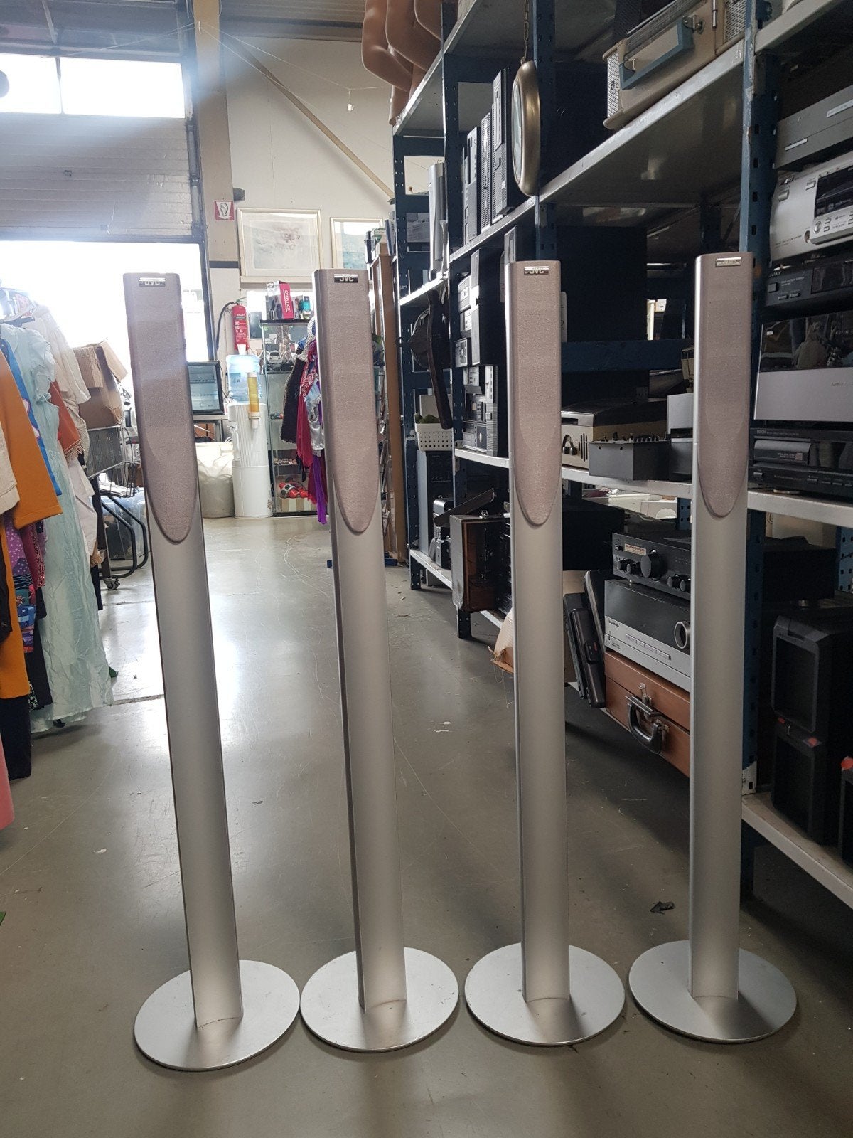 JVC Vloerstaande Luidsprekers - Set van 4, Gebruikt, JVC, Ophalen of Verzenden, Geschikt voor surround/home cinema