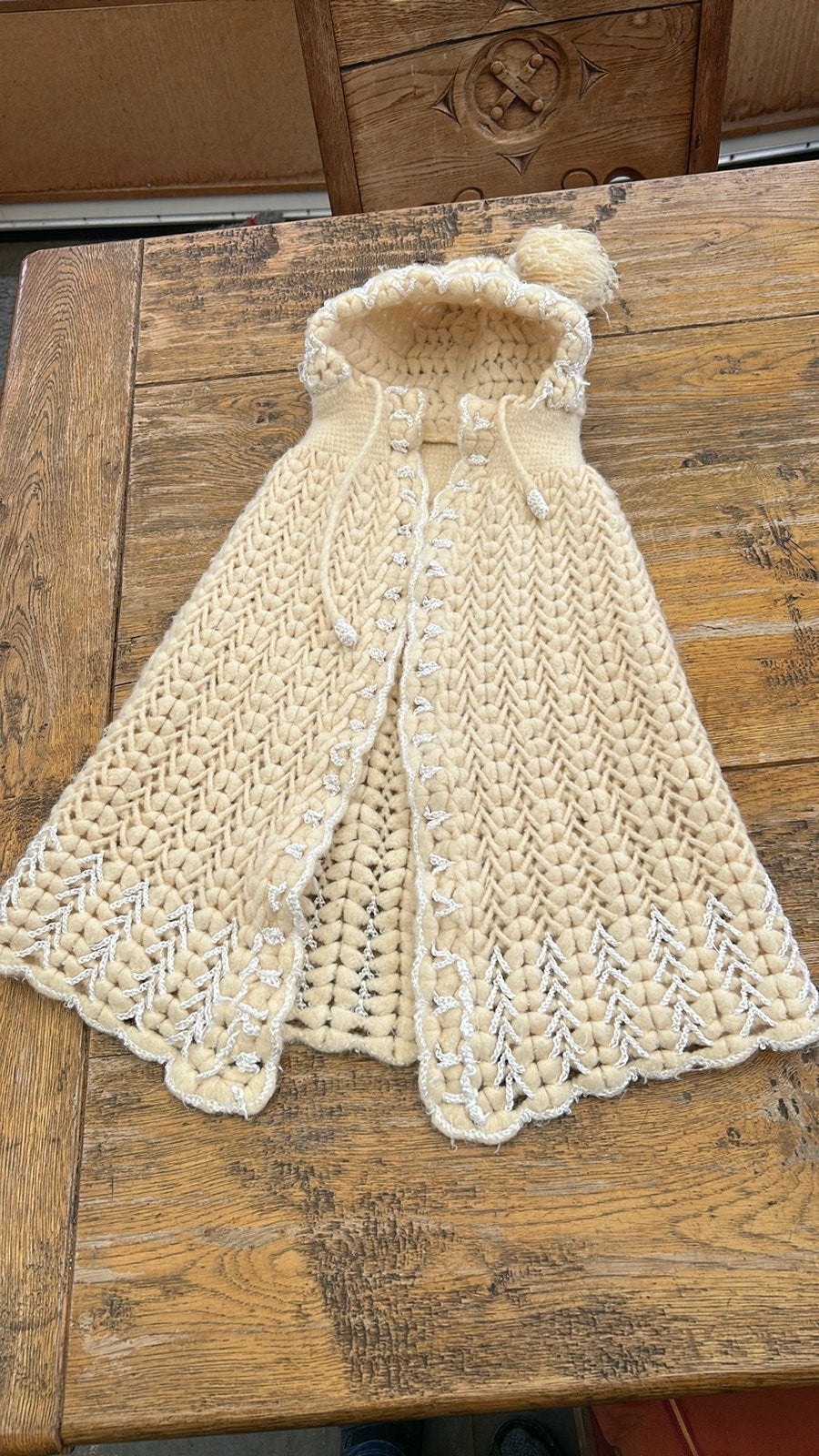 Antieke babycape motief dik gebreid, Ophalen of Verzenden, Kinderen