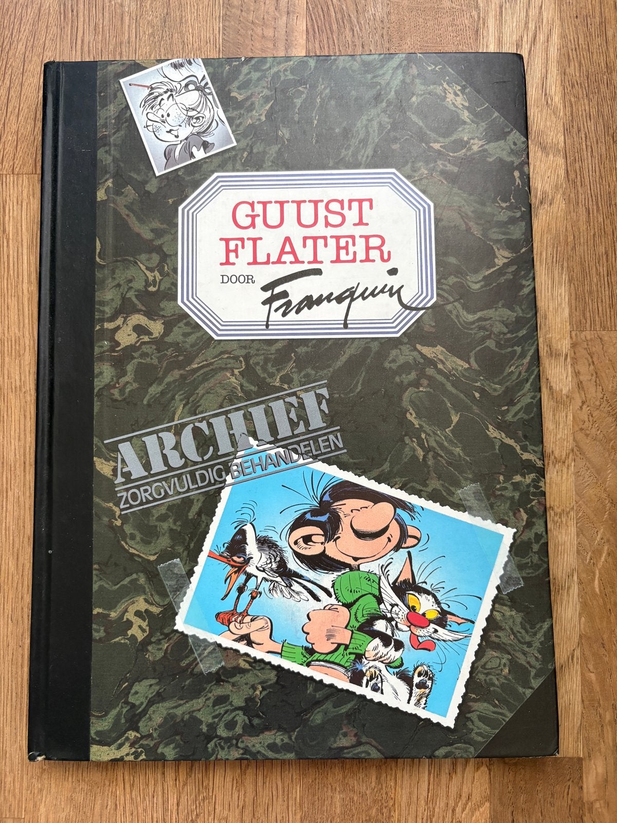 Guust Flater Archief - Zorgvuldig Behandelen, Boeken, Eén stripboek, Ophalen of Verzenden, Gelezen