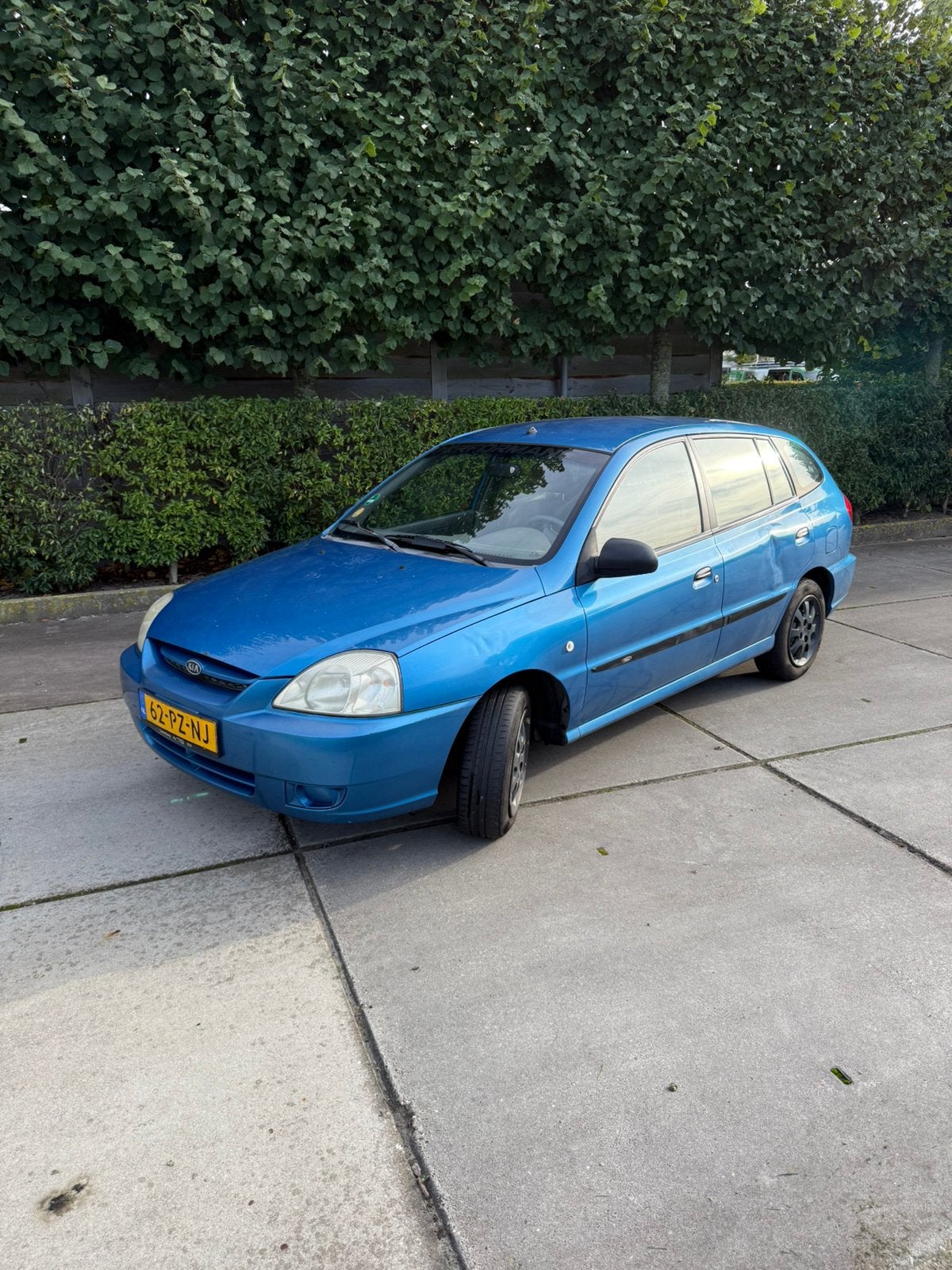 Kia Rio 1.3 I 8V HB 2005 Blauw, Auto's, Voorwielaandrijving, 40 €/maand, 4 cilinders, Blauw