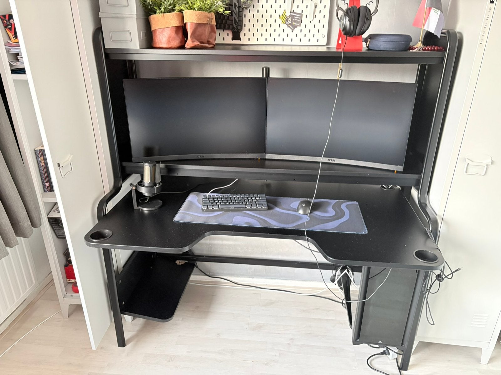 Gaming Bureau. ikea. Gratis., Ophalen, Zwart, Gebruikt, IKEA
