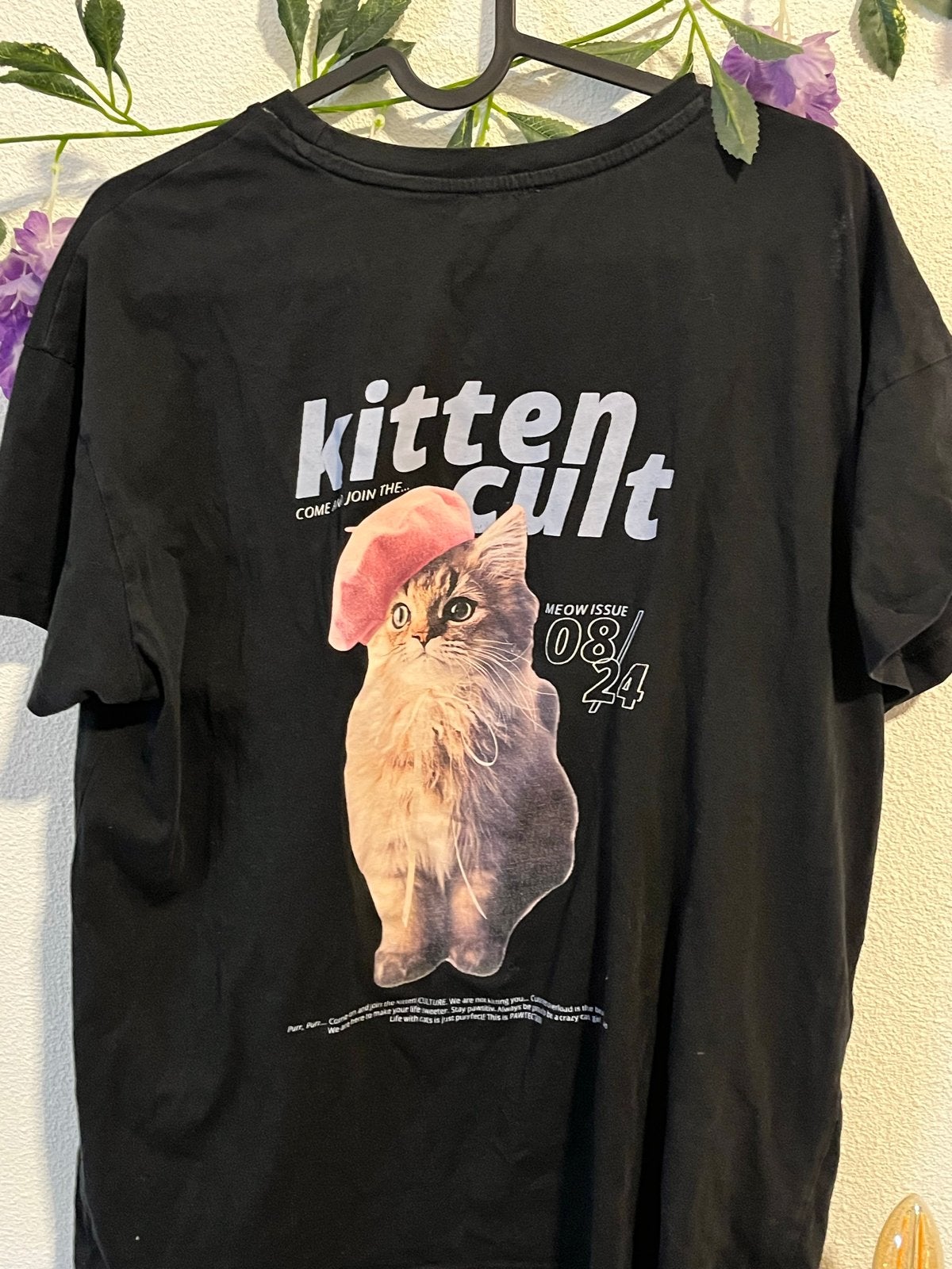 Zwart T-shirt met 'Kitten Cult' print - Maat M, Maat 38/40 (M), Zwart, Ophalen of Verzenden, Korte mouw