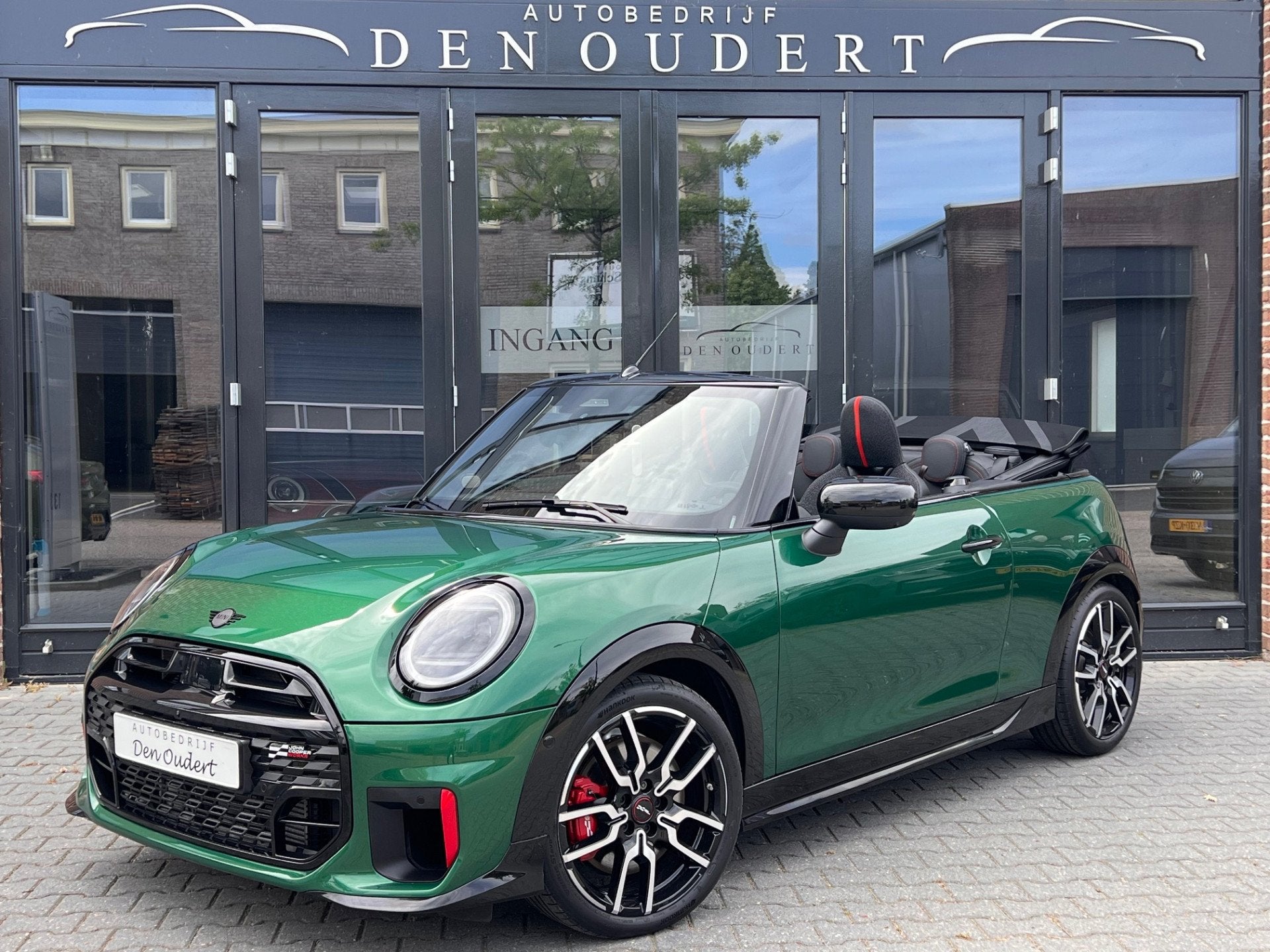 MINI Cabrio 2.0 JCW John Cooper Works XL AUT / ALLE OPTIE'S, Auto's, Gebruikt, Zwart, 4 cilinders, Cabriolet