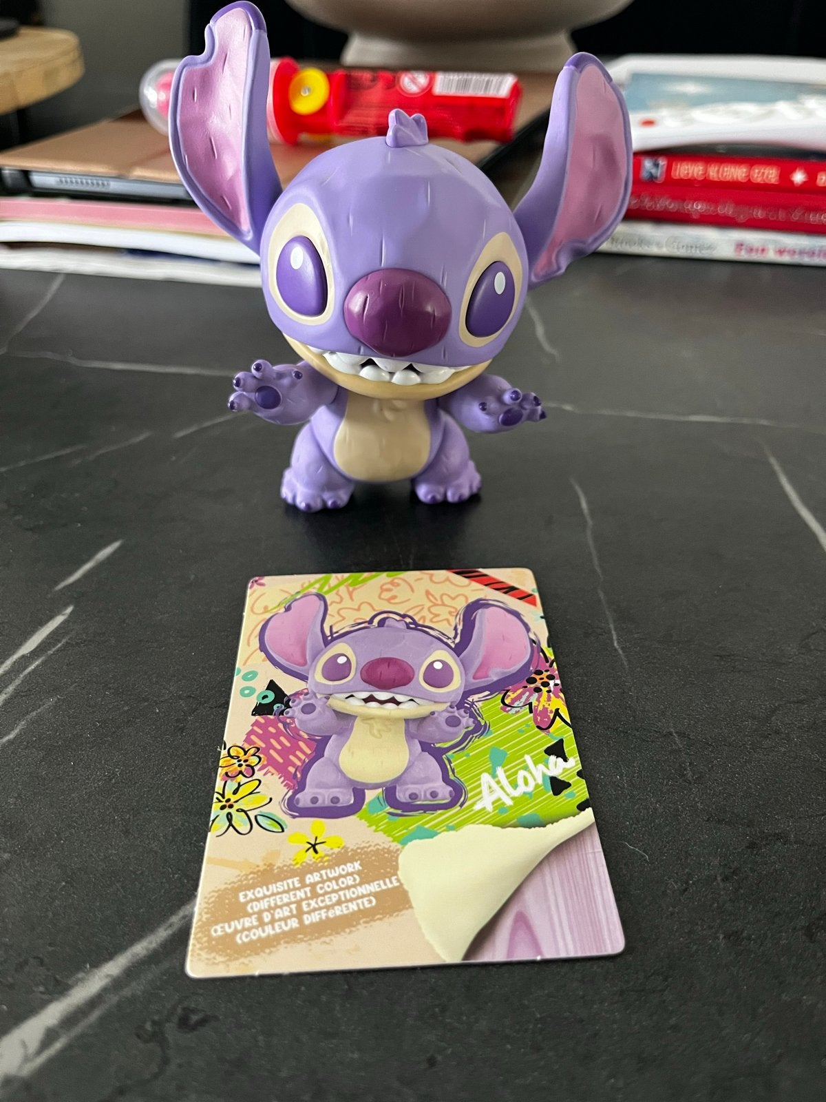 Disney Lilo & Stitch - Paarse Stitch Figuur met Kaart, Ophalen of Verzenden, Zo goed als nieuw