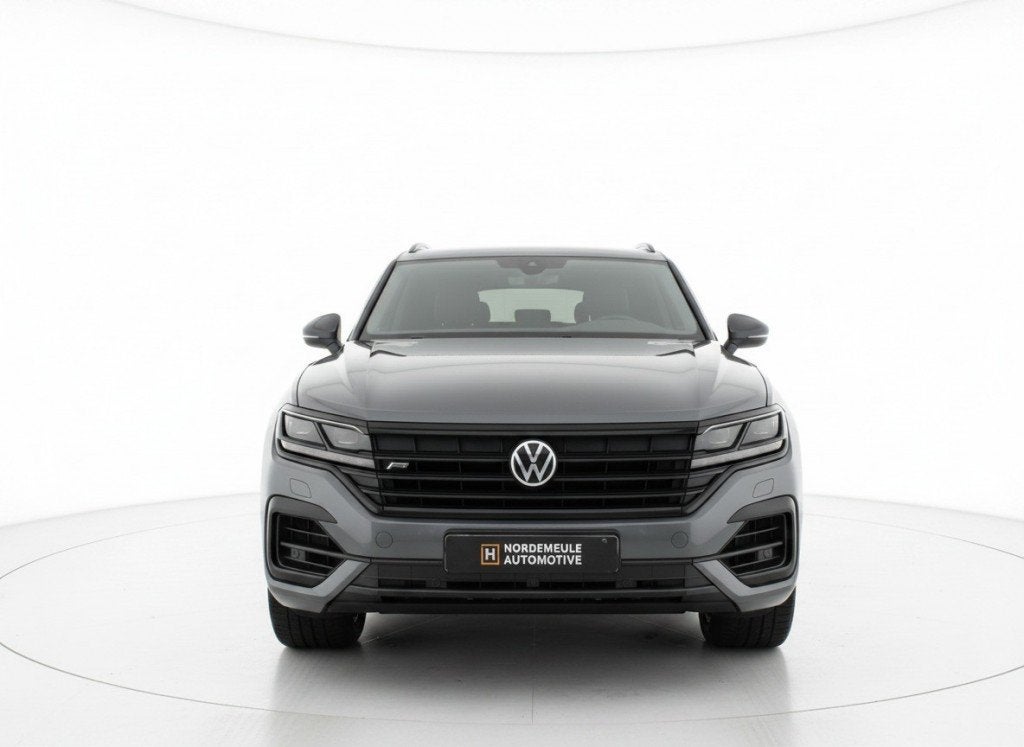 Volkswagen TOUAREG 3.0 TSI 4M R, Pano, Leder, 360 Camera, Automaat, Gebruikt, 2995 cc, Bedrijf