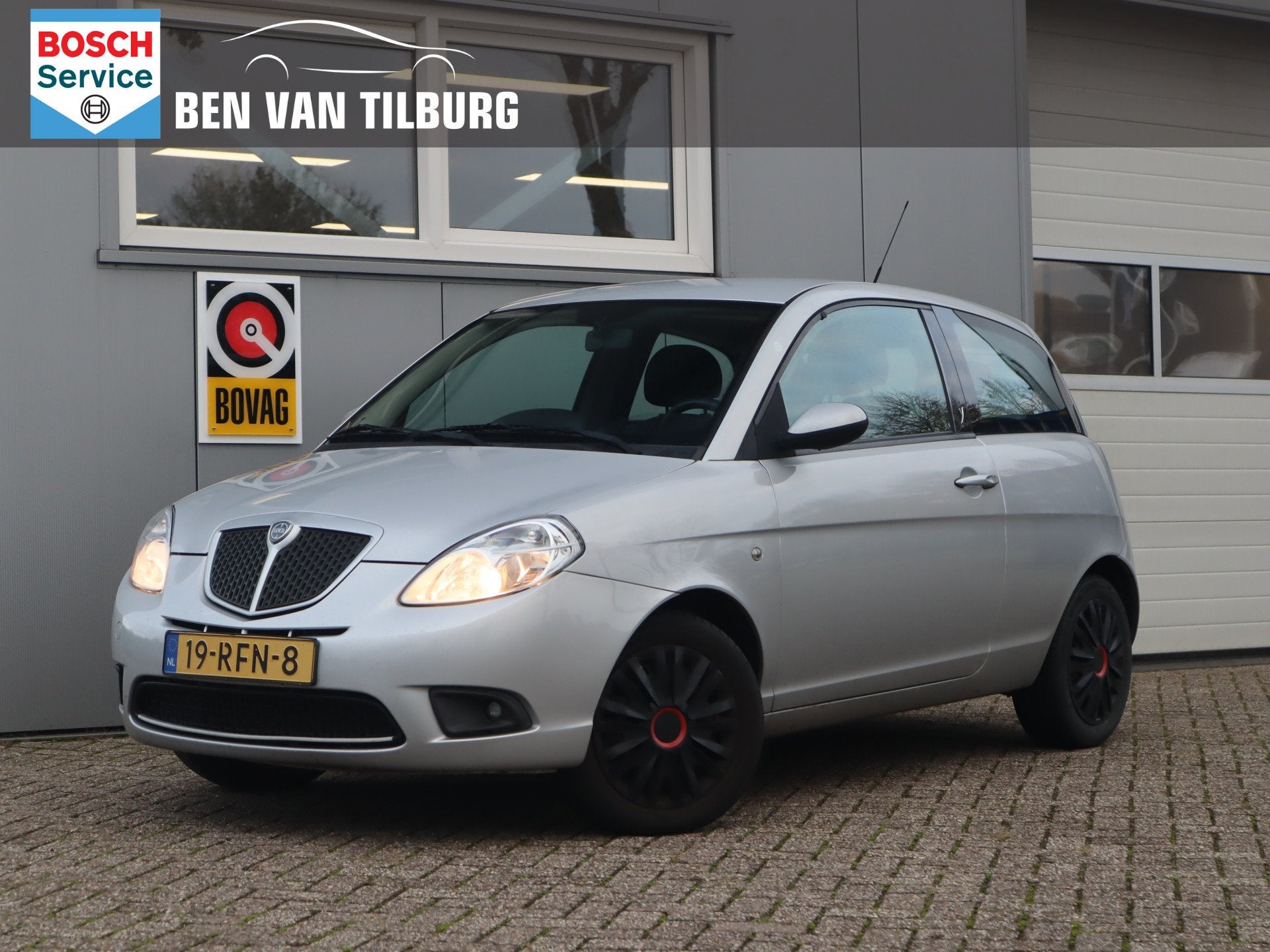 Lancia Ypsilon 1.2 Oro / Elektrische ramen / Trekhaak / Airc, Auto's, Voorwielaandrijving, Stof, Gebruikt, Startonderbreker