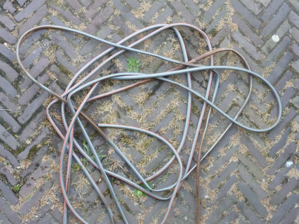 gratis tuin/ balkon slang prima voor 5e ronde ;-), Tuin en Terras, Tuinslangen, Ophalen, Gebruikt, Tuinslang