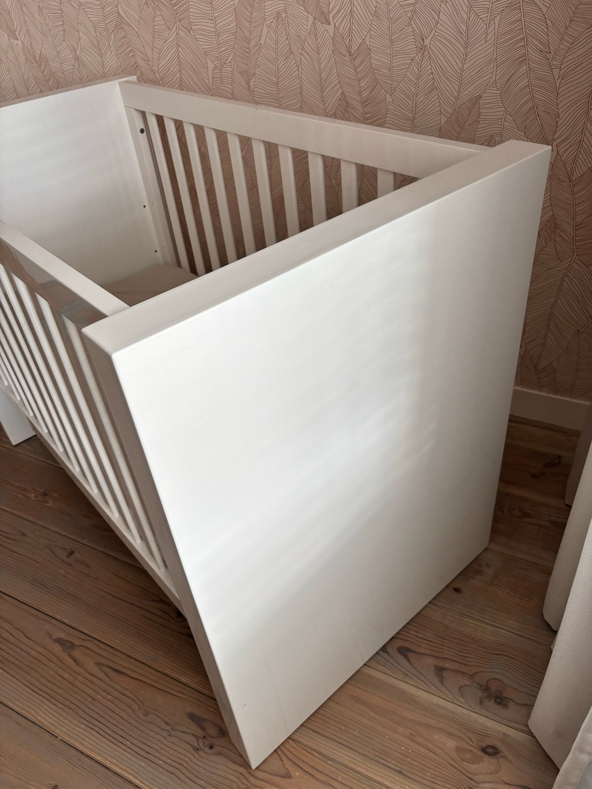 Wit ledikant en commode, robuste set, Ophalen, Gebruikt, Ledikant