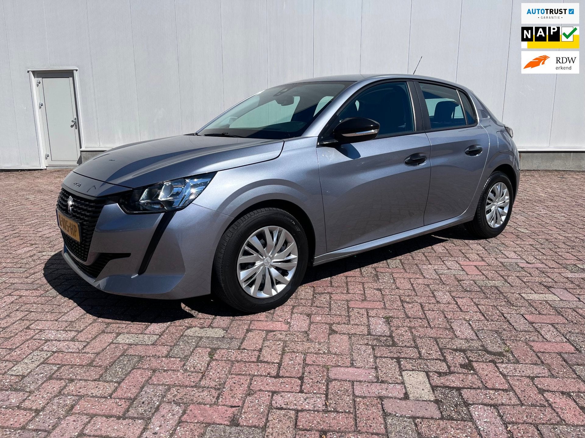 Peugeot 208 1.2 Like 5 deurs airco cruise controle 2021 3100, Voorwielaandrijving, Euro 6, 1199 cc, Origineel Nederlands
