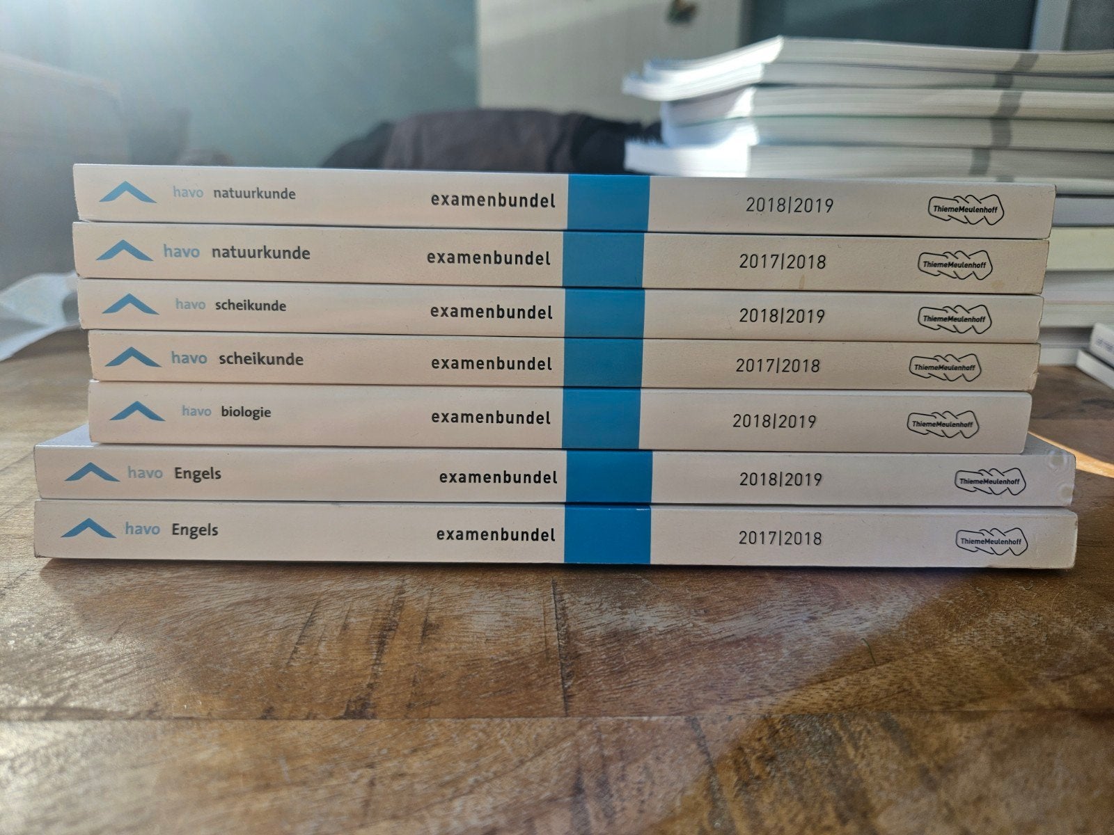 Examenbundels Engels, biologie, scheikunde, natuurkunde, Boeken, Verzenden, Zo goed als nieuw, HAVO