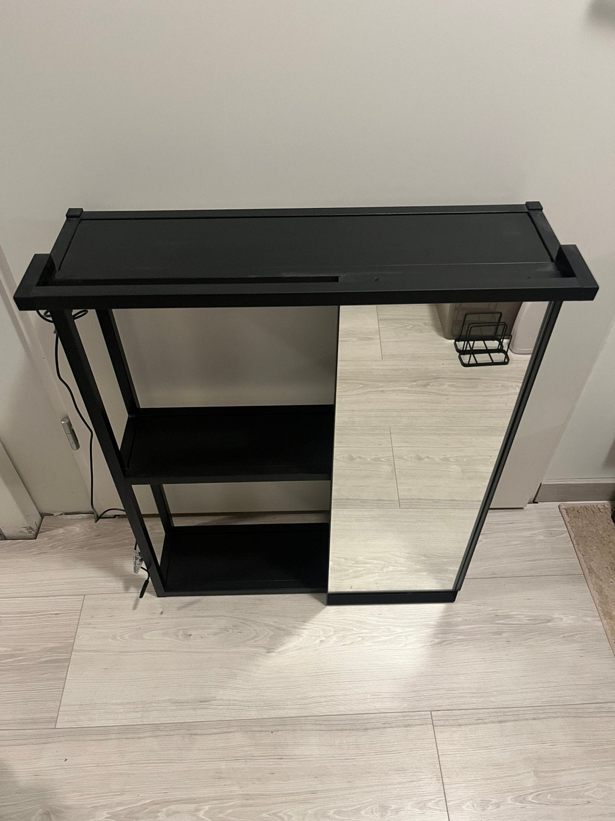 ENHET spiegelkast 60x17x75cm zwart, Huis en Inrichting, Ophalen, Zo goed als nieuw