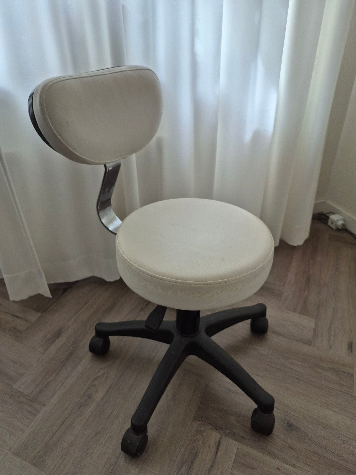 Verstelbare pedicure/ praktijk stoel., Ophalen