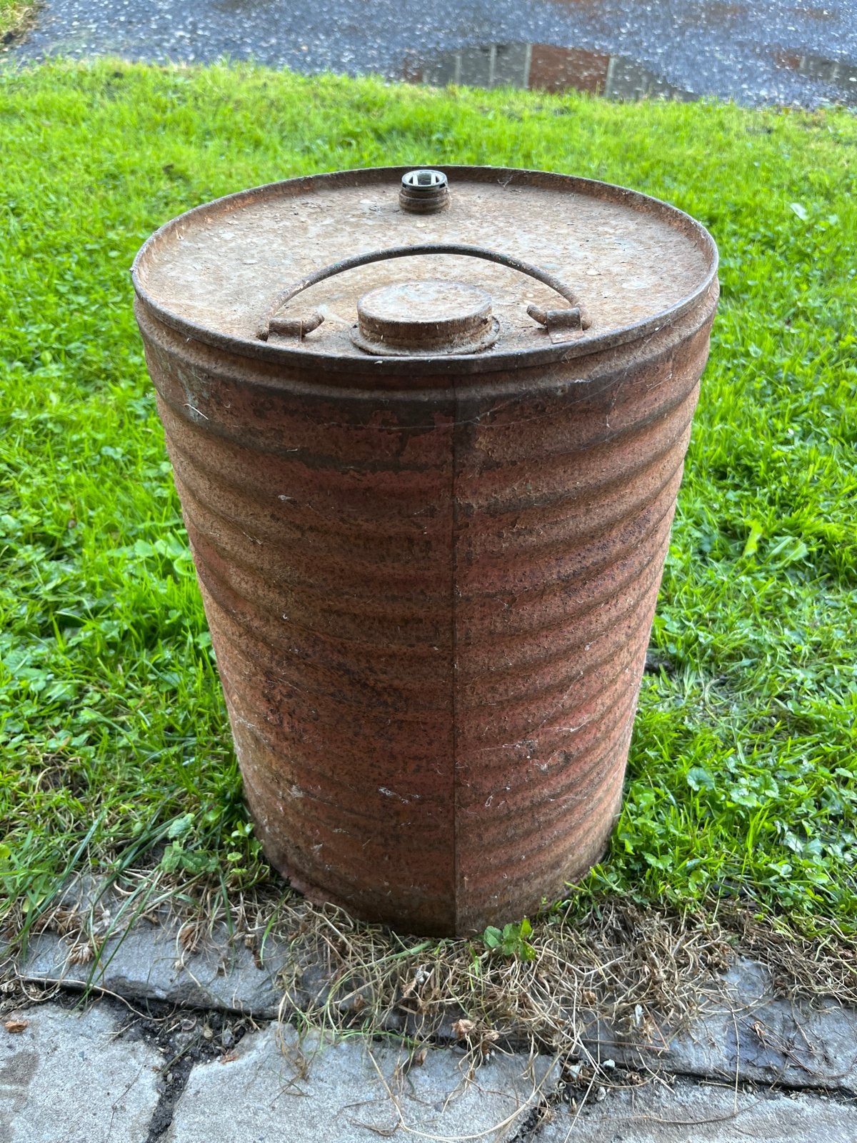 Brocante, roestige oliedrum / vat, Doe-het-zelf en Verbouw, Ophalen, Gebruikt