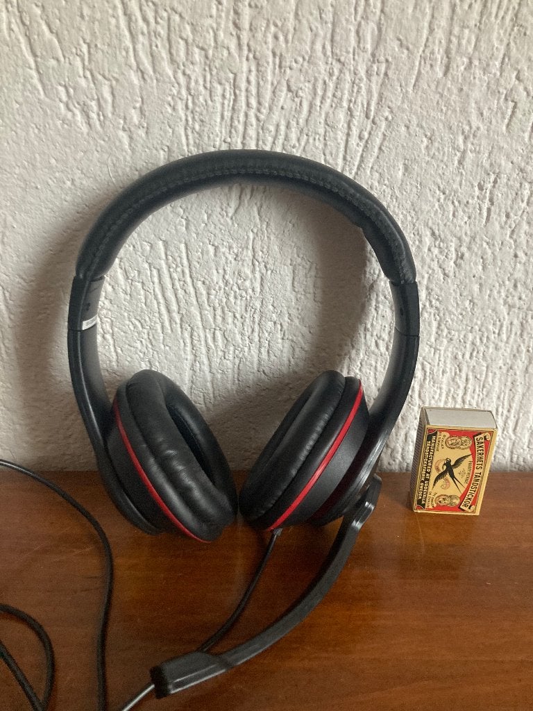 Rode zwarte koptelefoon headset met microfoon rood zwart, Overige merken, Meerkleurig, Ophalen of Verzenden, Zo goed als nieuw