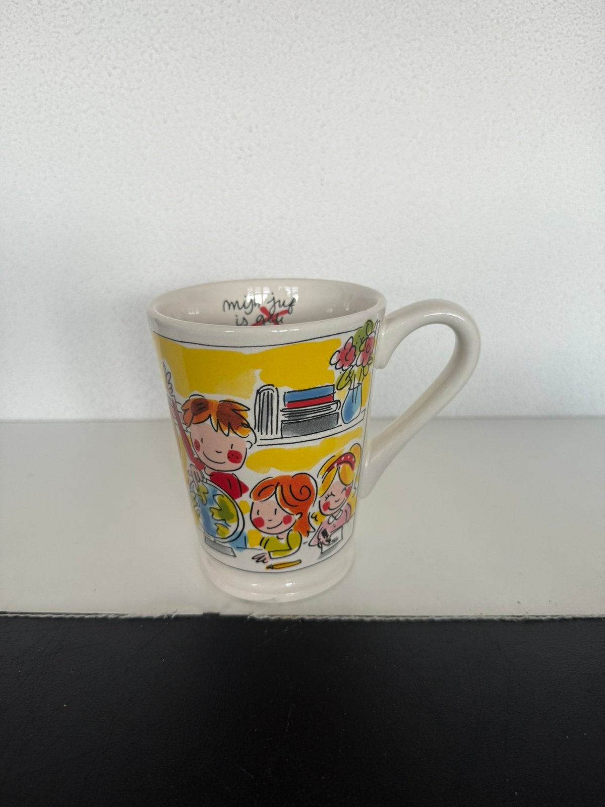 XL mok juf blond Amsterdam, Huis en Inrichting, Keuken | Servies, Ophalen of Verzenden, Zo goed als nieuw, Aardewerk, Kop(pen) en/of Schotel(s)