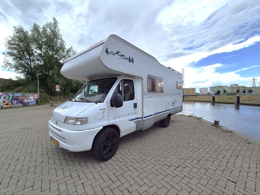 Caravans And Camping Dethleffs