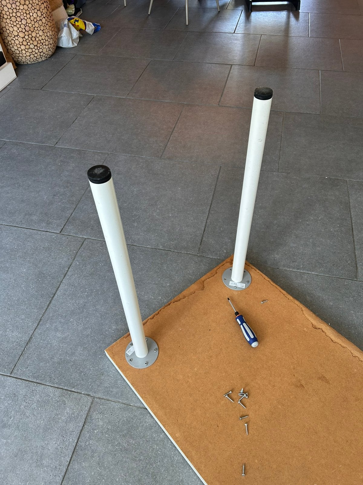 Verstepbare poten bureau ikea, Ophalen of Verzenden, Zo goed als nieuw