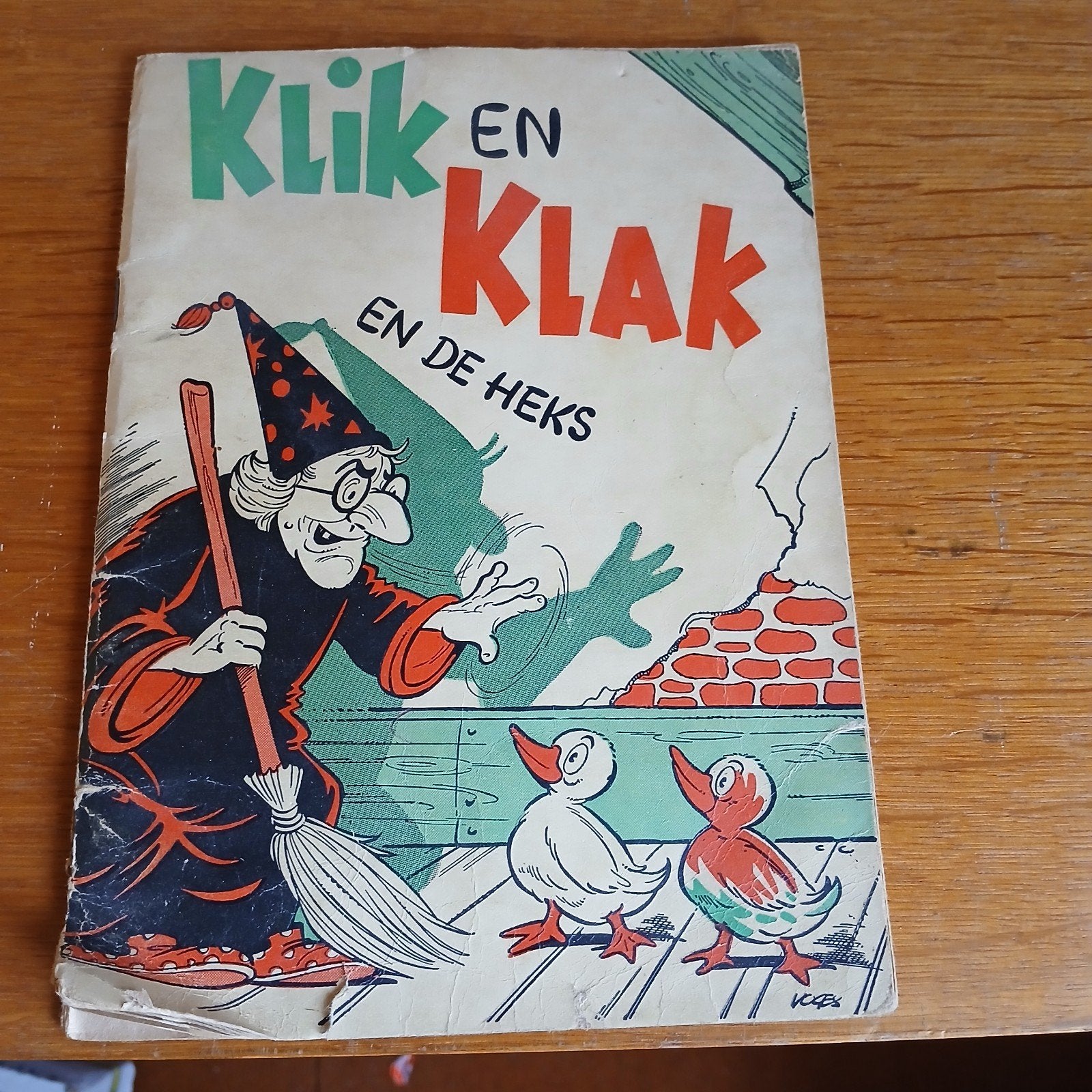 Klik en Klak en de Heks - Aja Strik (Vintage Kinderboek), Ophalen of Verzenden, Gelezen, Aja Strik, Sprookjes