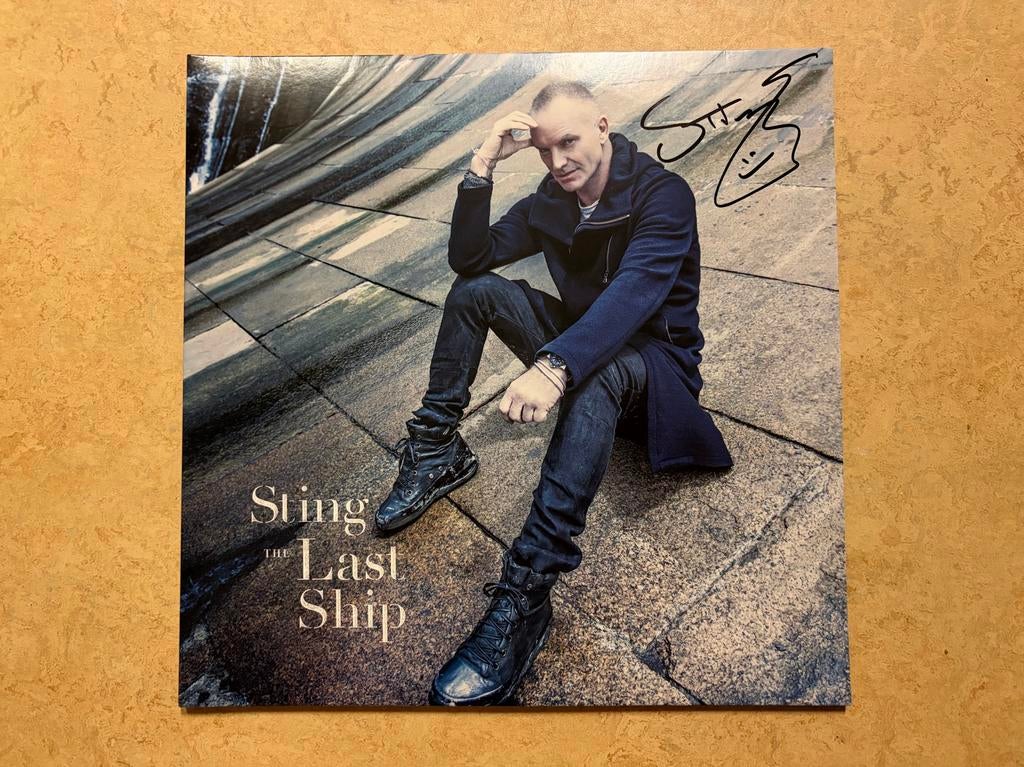 Sting - The Last Ship gesigneerde 2LP, Fotohoes, 2010 - 2019, Ophalen of Verzenden, Zo goed als nieuw