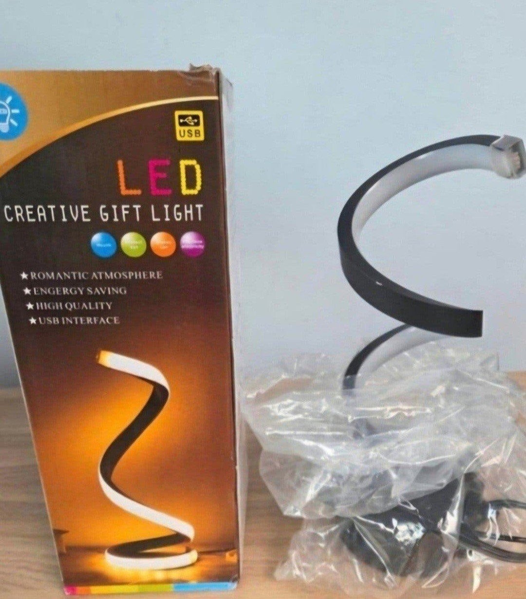 Spiraalvormige tafellamp led, Ophalen of Verzenden, Nieuw