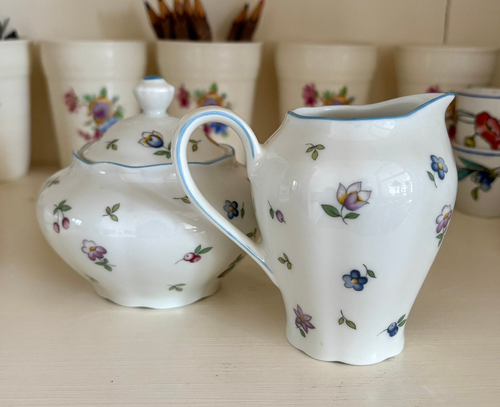 Bavaria Winterling suikerpotje melkkannetje bloemetjes, Antiek en Kunst, Ophalen of Verzenden