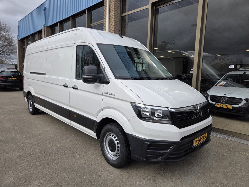 Volkswagen Crafter / MAN TGE 35 2.0 140Pk Automaat Lang L4 H, Auto's, Bestelauto's, Stof, Gebruikt, 4 cilinders, Volkswagen