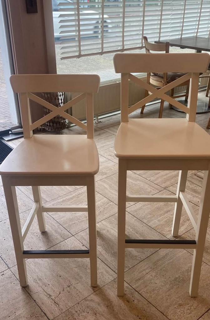 barkrukken, Huis en Inrichting, Barkrukken, 2 krukken, Ophalen, Zo goed als nieuw, 60 tot 90 cm