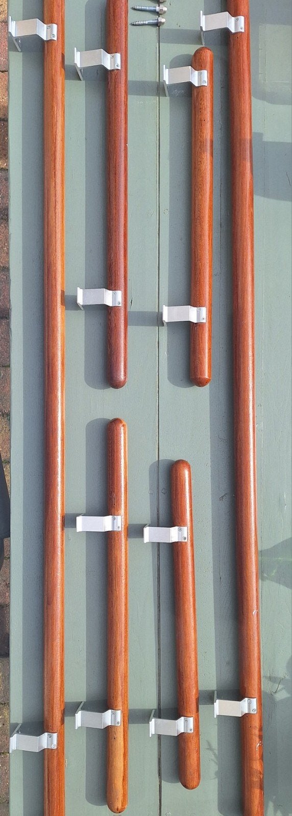 6 houten trapleuningen in diverse maten, Ophalen, Gebruikt, Trap, Minder dan 2 meter