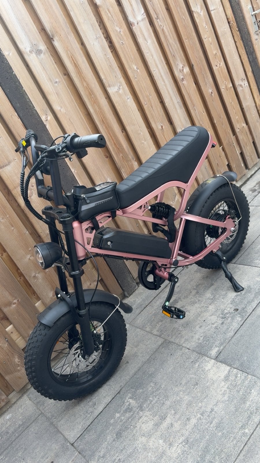 Roze MINI fatbike, Fietsen en Brommers, Elektrische fietsen, 59 cm of meer, Ophalen, Zo goed als nieuw, Overige merken