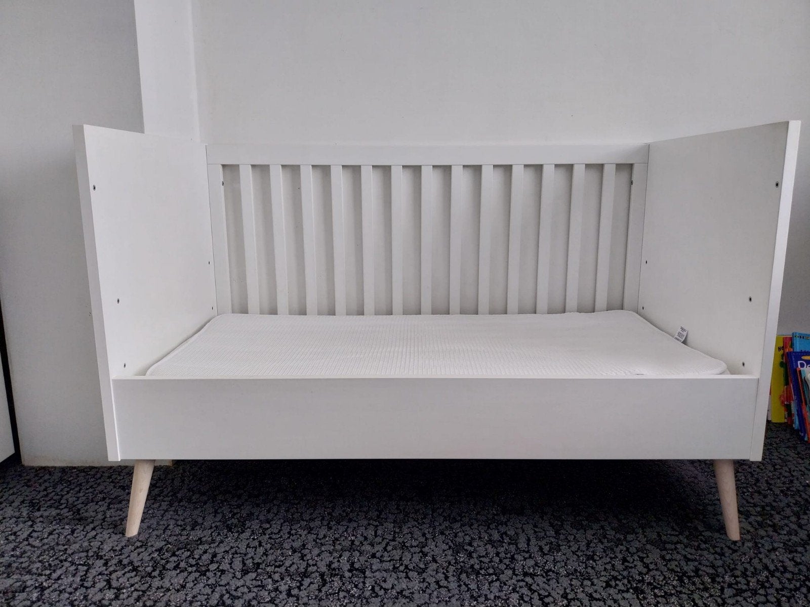 Meegroeibed en commode van Kidsmill, Ophalen, 70 tot 85 cm, Zo goed als nieuw, Minder dan 140 cm