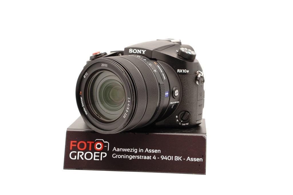 Sony Cybershot DSC-RX10 IV €1859 (occasion - Assen), Foto-Groep, Gebruikt, Luttekepoortstraat 26 3841 AX Harderwijk, Ophalen of Verzenden
