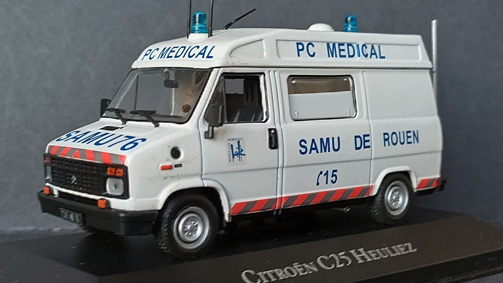 Citroen C35 Heuliez ambulance 1:43 Atlas Collections Pol, Overige merken, Auto, Verzenden, .