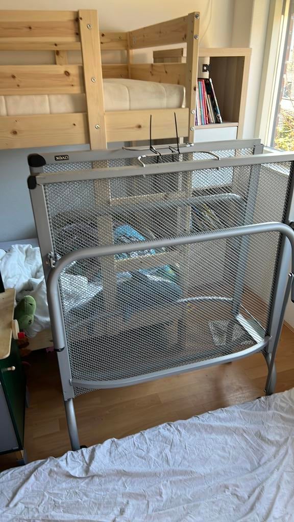 Opklapbare stretcher 1-persoon (zonder matras) met wieltjes, Ophalen, 90 cm, Eenpersoons, Wit
