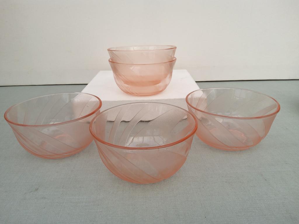 Roze glazen papschaaltjes, Antiek en Kunst, Ophalen of Verzenden