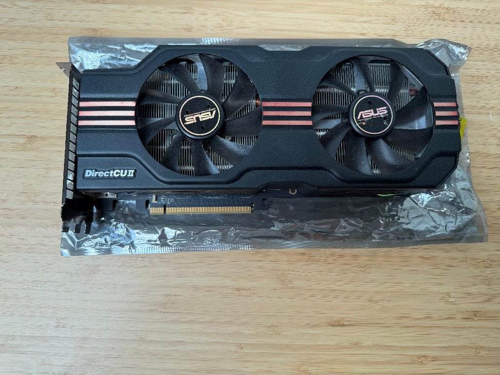 ASUS GeForce GTX 570 DirectCU II 1.25GB GDDR5, Computers en Software, HDMI, Ophalen of Verzenden, PCI-Express 2.1, Nvidia