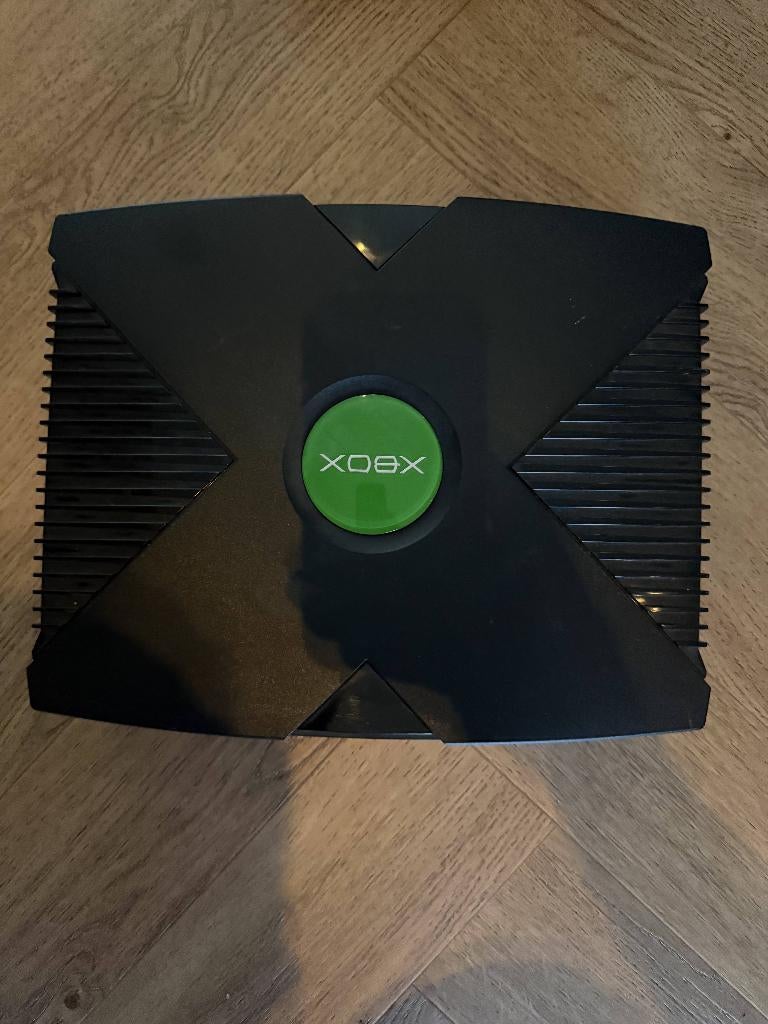 Original Xbox (2001) compleet met 2 controllers en 3 games, Spelcomputers en Games, Games | Xbox Original, Gebruikt, Avontuur en Actie
