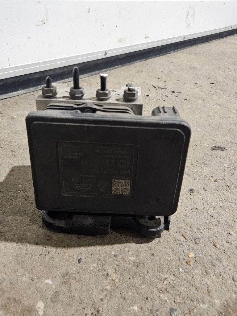 ABS POMP VAG VW/AUDI/SEAT/SKODA, Auto-onderdelen, Niet ingevuld, Gebruikt, Seat, Niet ingevuld