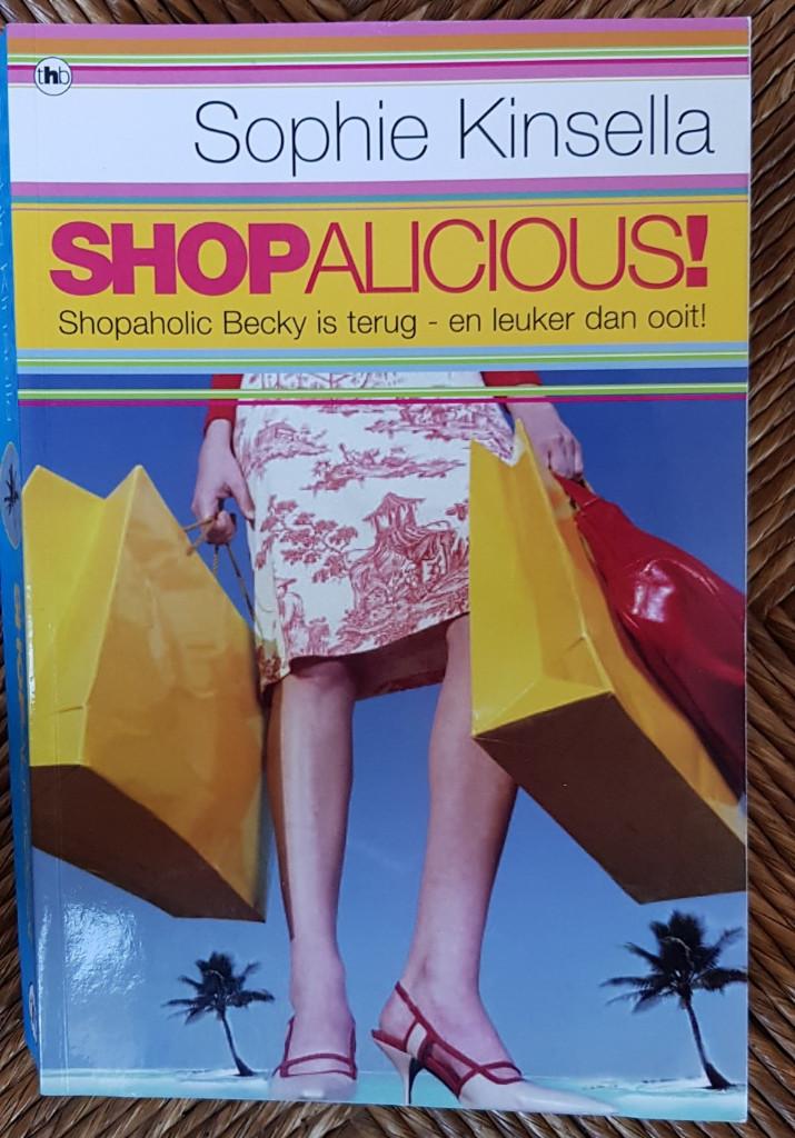 Shopalicious! - Sophie Kinsella - IGST, Ophalen of Verzenden, Gelezen, Sophie Kinsella
