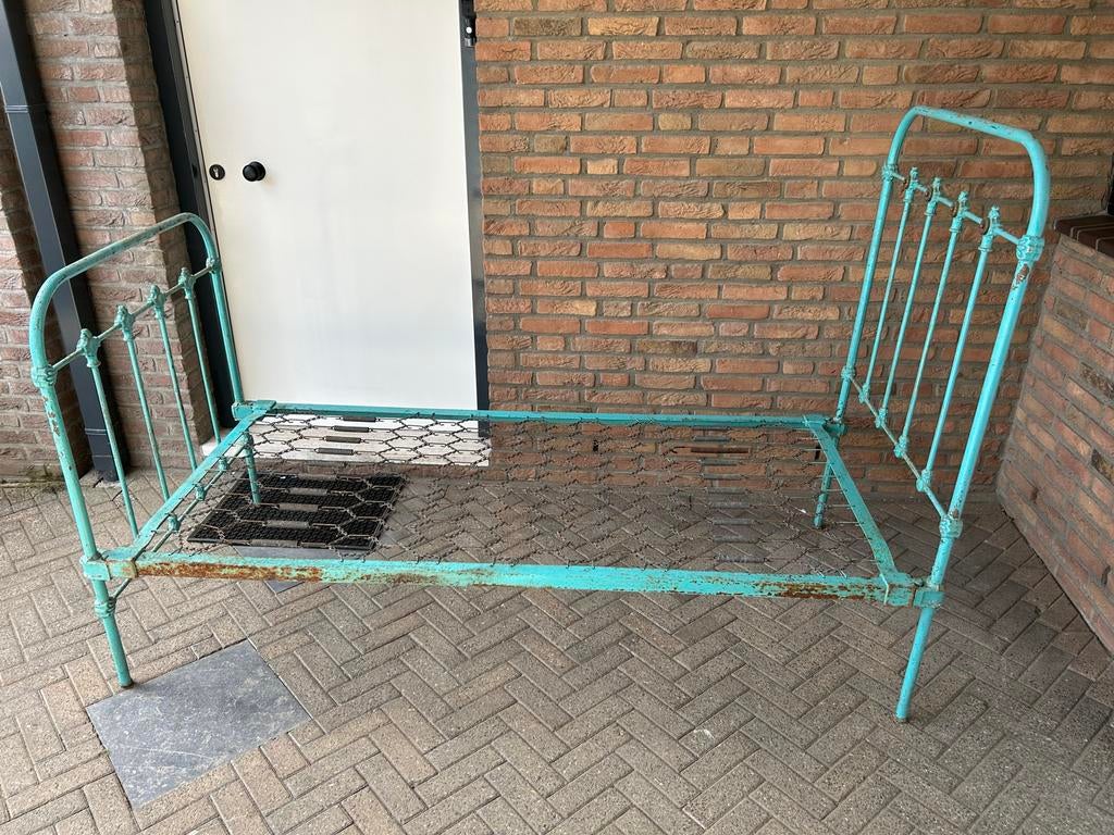 Antiek Belgisch metalen bedframe - Vintage look, Ophalen of Verzenden