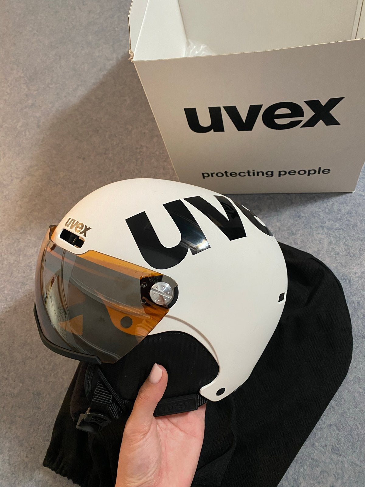 Uvex Skihelm - Wit/Zwart (maat 52-55), Sport en Fitness, Overige typen, Zo goed als nieuw, Minder dan 100 cm, Ophalen
