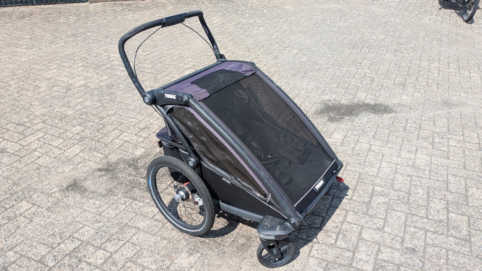 Thule Chariot 2 Sport met regen- en zonnescherm, Ophalen, Gebruikt, Opvouwbaar, 40 tot 60 kg