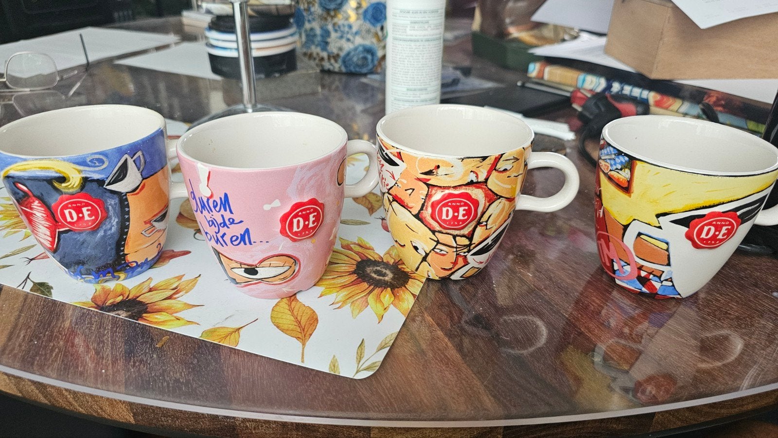 Douwe Egberts D-E mokken - set van 4, Ophalen of Verzenden