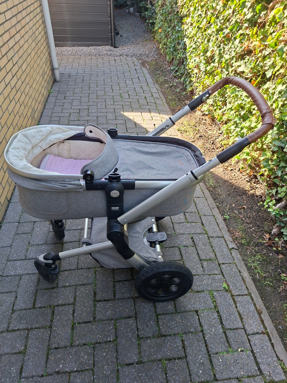Joolz Studio Gris kinderwagen met accessoires, Kinderen en Baby's, Gebruikt, Luchtbanden, Combiwagen, Ophalen
