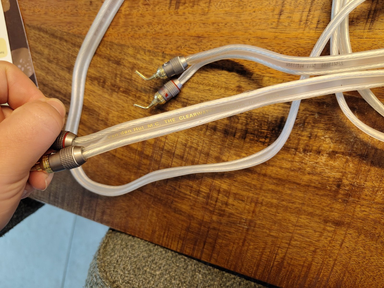 Van den Hul The Clearwater kabel 2,5m met Nakamichi pins, Ophalen of Verzenden, Gebruikt, 2 tot 5 meter, Luidsprekerkabel
