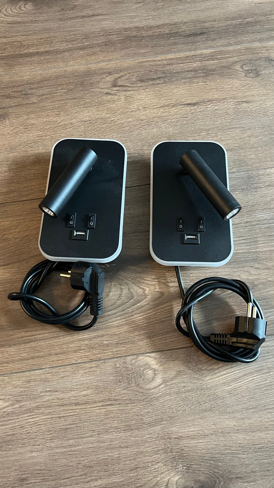 2x LED Bedlampen met USB A Oplader en Wandbevestiging, Ophalen, LED, Bedlamp, Zwart