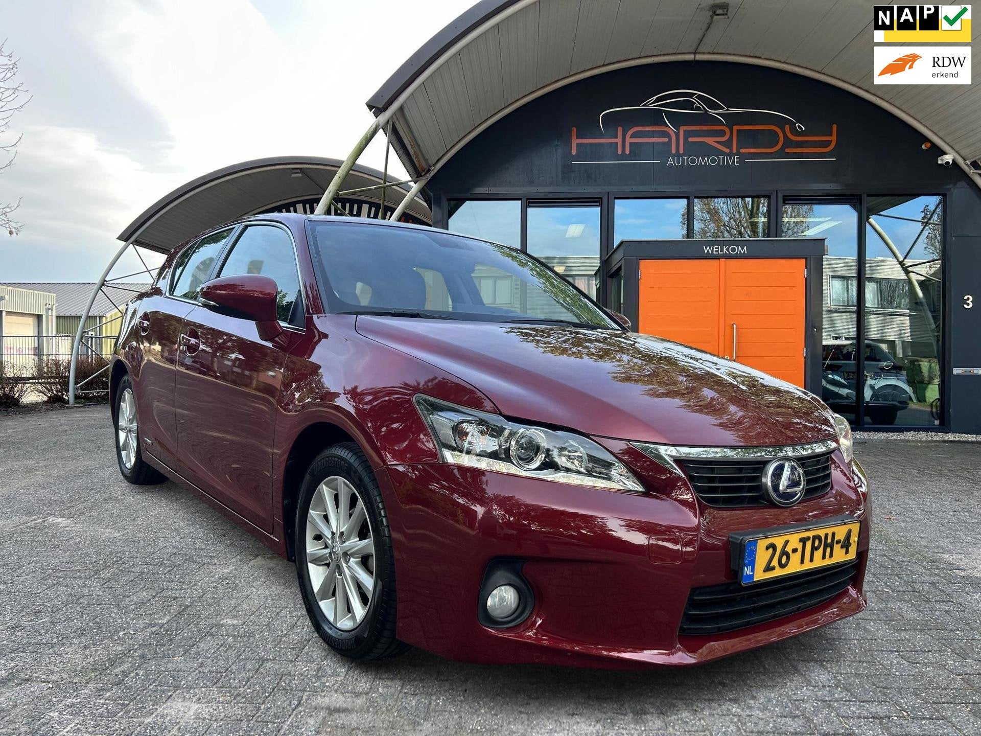 Lexus CT 200h Business Line Navi Camera Rijklaarprijs!, Auto's, Lexus, Euro 5, Gebruikt, Zwart, 4 cilinders