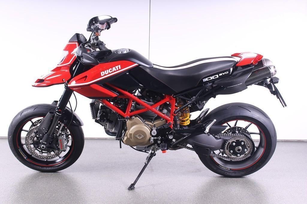 Ducati Hypermotard EVO SP, Motoren, Motoren | Ducati, Handvatverwarming, 2 cilinders, Motorrijbewijs A, Gebruikt